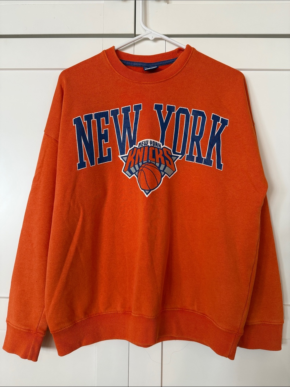 New York Knicks Orange Crew Sweatshirt - Team Logo
